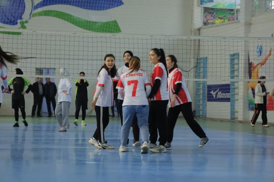 "Besh tashabbus olimpiadasi" doirasida voleybol musobaqasi boshlandi.