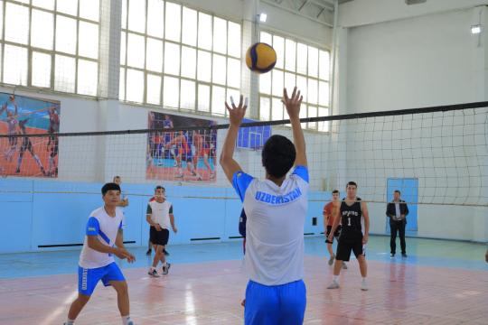 “Talabalar ligasi”ning voleybol boʻyicha institut bosqichi final bahslari yakunlandi