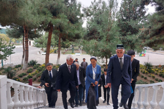 Xalqaro konferensiyaning xorijlik mehmonlari Bionika laboratoriyasi bilan tanishdi