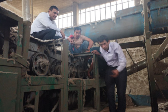 The cotton gin, made by a doctoral student of NamECI, successfully passed the tests of cotton factories