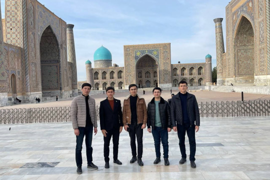 Coordinators are on a trip to Samarkand