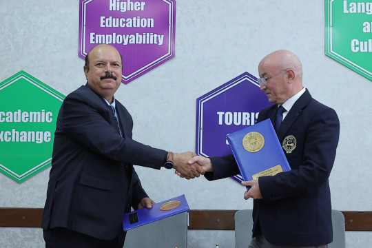 A memorandum of cooperation was signed between Graphic Era University of India