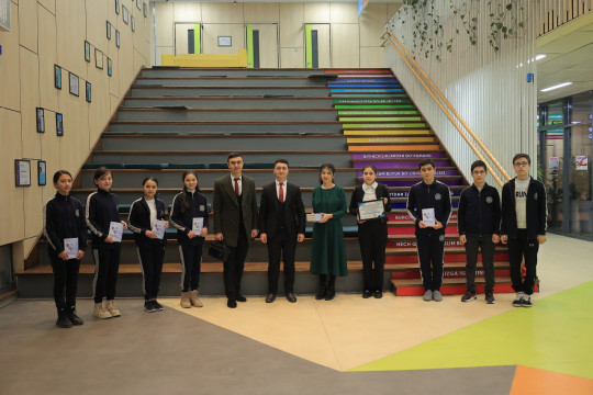 The presentation of the book "Yuragimdan o‘ting vatanga" (From the heart to the Motherland) by NamECI student Akhmadjon Mukhtarzhanov was held at the Namangan Presidential School.