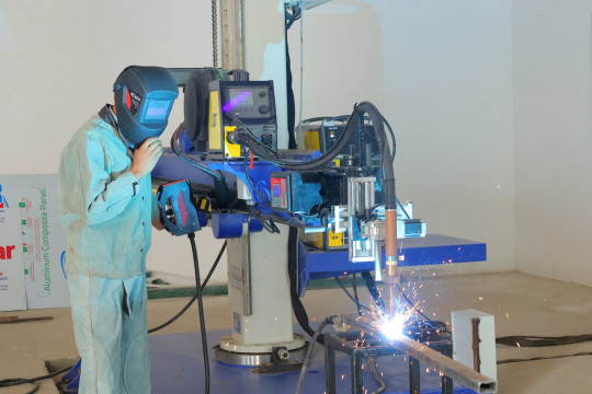 The department of technological machines and equipment organized training courses on electric gas welding