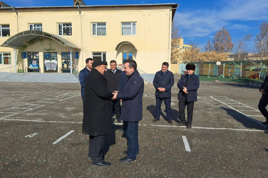 Vazir oʻrinbosari Namangan muhandislik-qurilish instituti professor-o'qituvchilari bilan suhbatlashdi