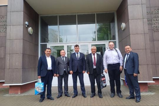 Namangan muhandislik-qurilish instituti delegatsiyasi Belarus agrotexnologiyalar universitetida boʻldi