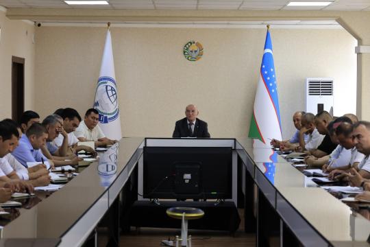 An extended meeting dedicated to the discussion of the President's video selector on priority tasks in the training of engineer personnel was held at the institute