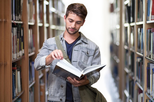 The Center for Supporting the Spiritual Growth of Students and Pupils under the Ministry of Higher Education, Science and Innovation announces the "Student of the Year" contest.