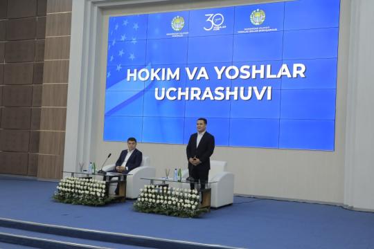 Hokim va yoshlar uchrashuvi boʻlib oʻtdi