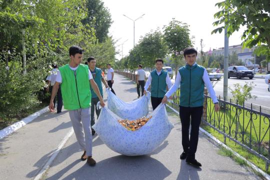 Namangan muhandislik-qurilish institutida "Mahalla obod — yurt obod!" shiori ostidagi umumxalq xayriya hashari  uyushqoqlik bilan boshlandi